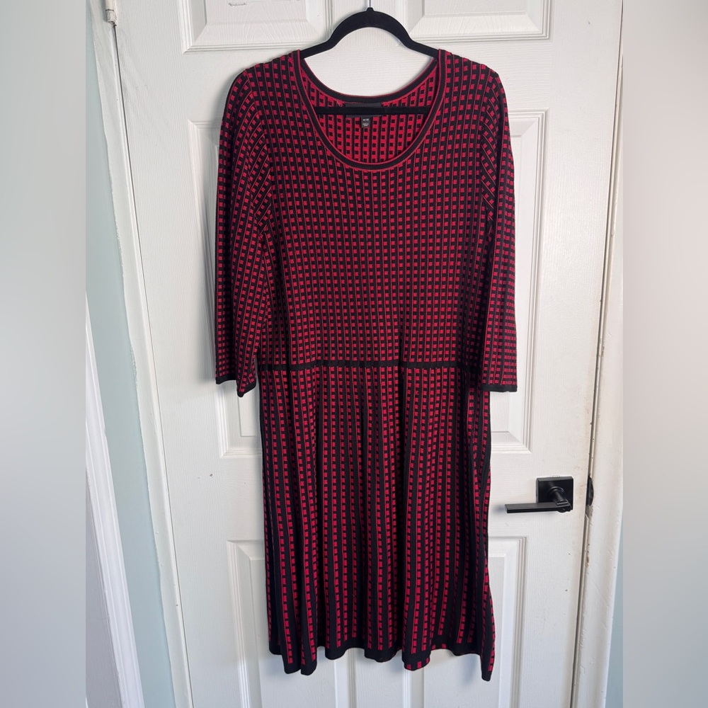 Lane Bryant Black and Red Patterned Long Sleeve Dress